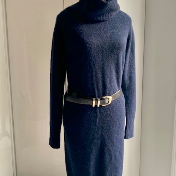 Community Aritzia sweater dress small - Picture 2 of 11